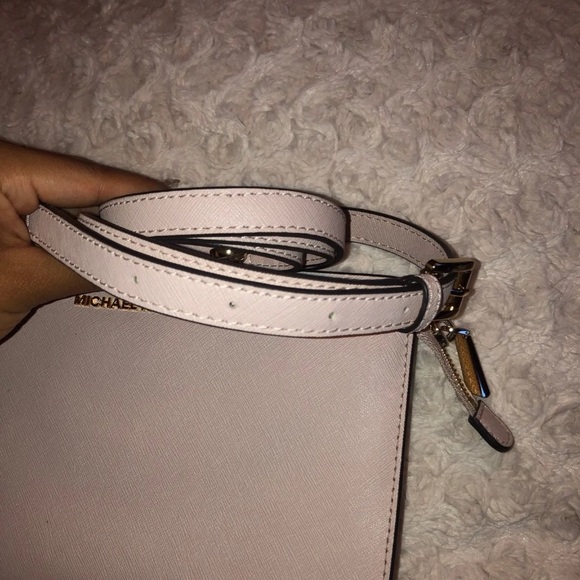 Michael Kors crossbody bag - Picture 8 of 10